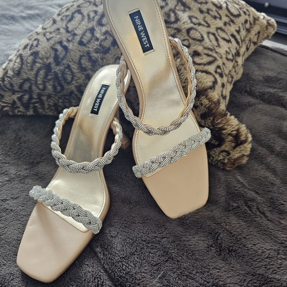 NINE WEST Light Pink Sandals - Picture 2 of 5